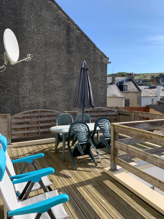 Authentique Maison De Pecheur A Port-En-Bessin Экстерьер фото